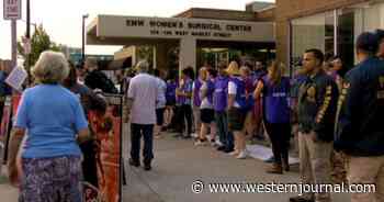 Cop Stops to Send Up an Off-Duty Prayer Outside of Abortion Clinic, City Immediately Takes Action Against Him