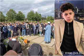 Emotioneel afscheid van neergestoken Ismaël (17): “De liefde... (Hemiksem) - Gazet van Antwerpen Mobile - Gazet van Antwerpen