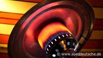 Hamburg lehnt Verlängerung für Heizpilze für Gastronomie ab - Süddeutsche Zeitung