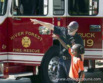 River Forest firefighters give kids some safety tips at open house - Chicago Tribune