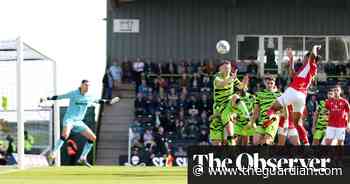 Forest Green Rovers flash up climate emergency warnings during match - The Guardian