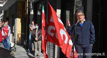 Manifestazione e presidio a Cuneo davanti agli uffici della Cgil dopo l'assalto alla sede di Roma - La Stampa