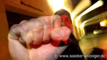 Versuchte Vergewaltigung in Witten: Mann drückt Frau gegen Wand - Phantombild - Soester Anzeiger