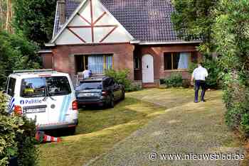 Politie vindt duizend cannabisplantjes in villa naast drukke Rijmenamseweg
