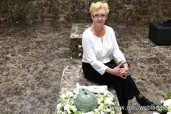 Karin Struyf alias ‘De Uitvaartvrouw’ start met opleidingsinstituut voor uitvaartsector in Schelle