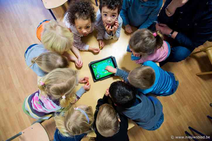 Schepen van Kinderopvang Nabilla Ait Daoud over sluiting van twee kinderdagverblijven: “Stad bouwt kinderopvang niet af”