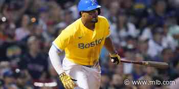 Yellow jerseys for Marathon Monday and G4? - MLB.com