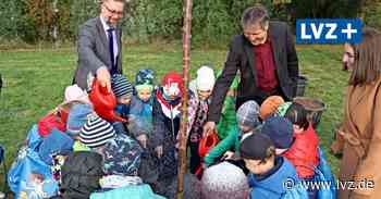 Verkehrsverbund feiert in Oschatz Jubiläum und setzt auf frisches Grün - Leipziger Volkszeitung