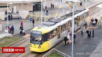 Metrolink tram strike cancelled for Manchester Marathon - BBC News