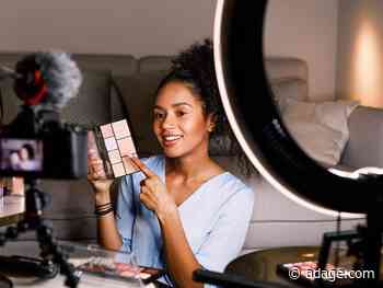 Facebook expands live shopping heading into the holidays