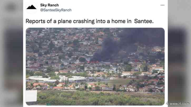 Plane crashes into homes near Santee, California, causing inferno and injuring at least 2 (VIDEOS)