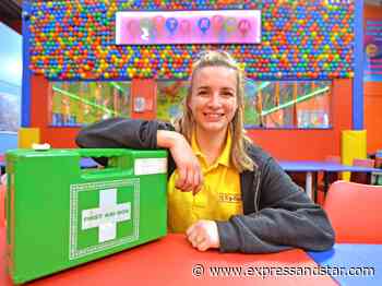 Children's party host saves choking four-year-old at Dudley play centre - expressandstar.com