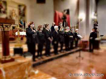 El Coro Xorrecer actuó en los actos del 35 Mes Coral de Laviana - El tapin de Siero