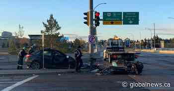 2 dead, 1 critically injured in crash on Calgary Trail in south Edmonton - Edmonton | Globalnews.ca - Global News