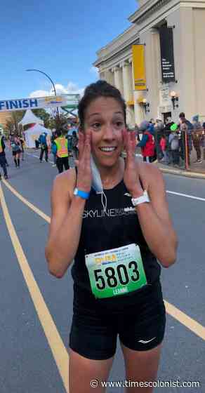 Calgary runners sweep Royal Victoria half-marathon as large-scale road racing returns - Times Colonist