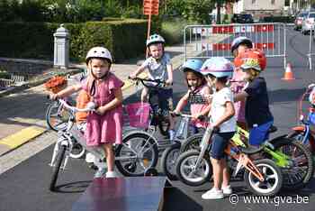 Kampioenenontbijt om Strapdag goed in te zetten (Bornem) - Gazet van Antwerpen Mobile - Gazet van Antwerpen