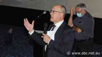 Heated forum restarts government cogs on Adelaide Hills passenger rail