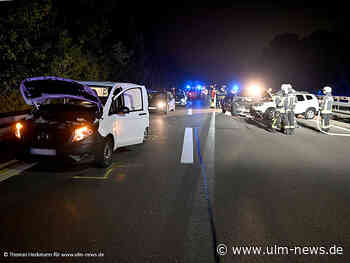Unaufmerksam auf B 30: Fünf Verletzte und drei beschädigte Autos