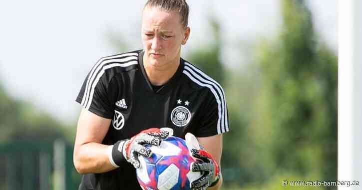 Deutsche Fußball-Frauen mit Rückkehrerinnen Schult und Gwinn