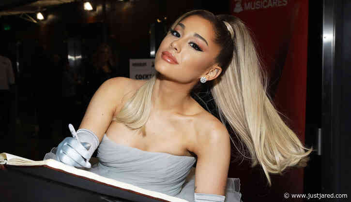 Ariana Grande Pokes Fun at Her Enunciation Skills While Coaching on 'The Voice'