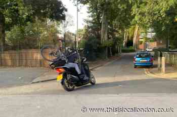 Image of alleged south London bicycle thieves surfaces