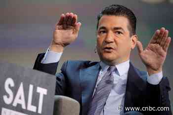 Dr. Scott Gottlieb says Merck's Covid pill ‘can make a real difference’ - CNBC