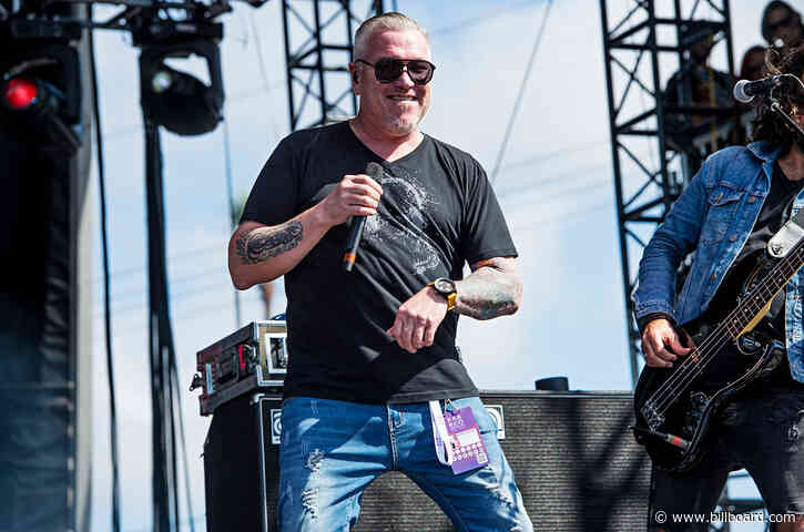 Smash Mouth Singer Steve Harwell Retires, Citing Ongoing Health Issues