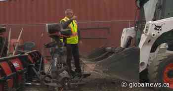 Alberta snow-removal contractors buried by skyrocketing insurance premiums