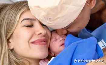 Leo Santana anuncia nascimento de filha com Lorena Improta - Bolavip Brasil