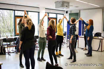 Studentin trifft Mentor*in – Wie der Karriere-Start gelingt - PresseBox