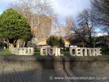 'No confidence' in Enfield Council's conduct committee