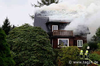 Feuerwehreinsatz in Chemnitz: Wohnhaus in Flammen - TAG24