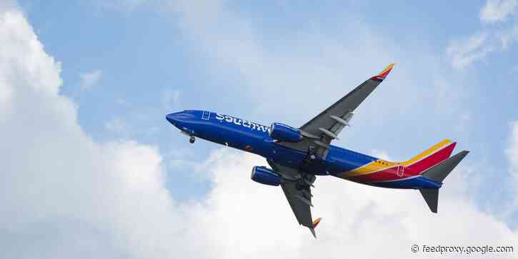 American Airlines and Southwest, both based in Texas, says they'll still mandate COVID-19 vaccines despite Gov. Abbott's order