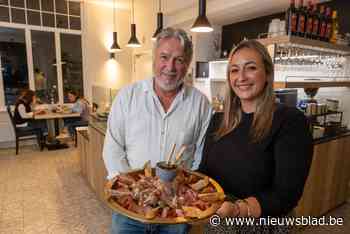 Aan tafel met tapas van Kookeiland