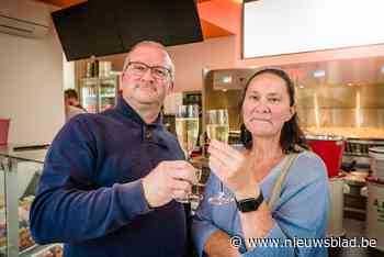 Vernieuwd Frituur Put opent de deuren op Douaneplein: “Eindelijk weer frieten bakken”