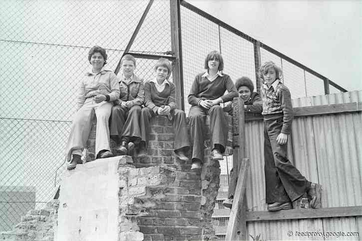 Photographs of 1970s Bethnal Green go on display