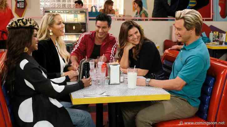 Saved by the Bell Season 2 Photos Sets Peacock Return Date