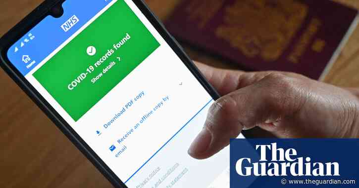 Malfunctioning NHS app for Covid vaccine status causes travel delays