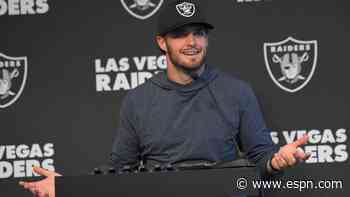 QB Carr: 'Open up' all NFL team correspondence