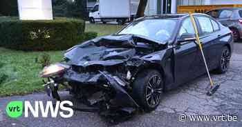Twee gewonden en veel schade bij kop-staartaanrijding in Geel - VRT NWS