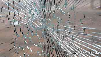 Nordfriesland: Zug mit Steinen beworfen - Zeugen gesucht - NDR.de