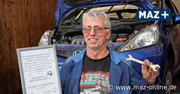 KFZ-Meister Michael Severin aus Rathenow feiert 30 Jahre Betriebsjubiläum. - Märkische Allgemeine Zeitung