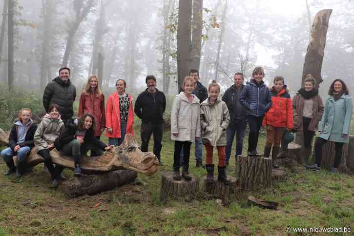 Houten figuren dwalen voortaan rond in wonderbos