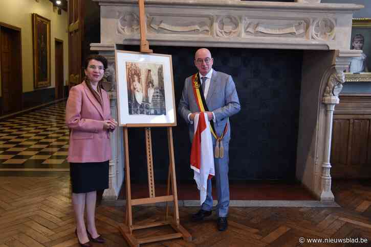 Roemeense ambassadeur bezoekt bedrijven Ros Beiaardstad<BR />