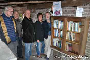 Poemtata huldigt laureaten en neemt ruilboekenkast voor poëziebundels in gebruik