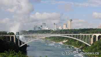 Reopening the Canada - U.S. land border: Here's what Ontarians are saying