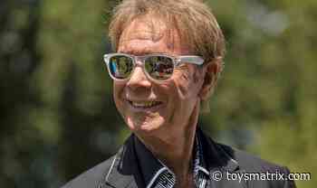 Cliff Richard poses in swimming trunks for his new calendar | Music | Entertainment - Toys Matrix