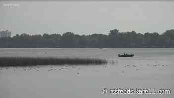 Minnesota lakes begin to turn over