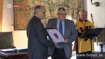 Minister Diependaele reikt wapenbrieven uit in Kasteel van Laarne: "Loodgieter of notaris, iedereen kan het aanvragen" - TV Oost