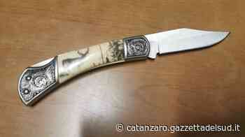 Crotone, fora pneumatico a un'auto dei carabinieri: inseguito e bloccato - Gazzetta del Sud - Edizione Catanzaro, Crotone, Vibo